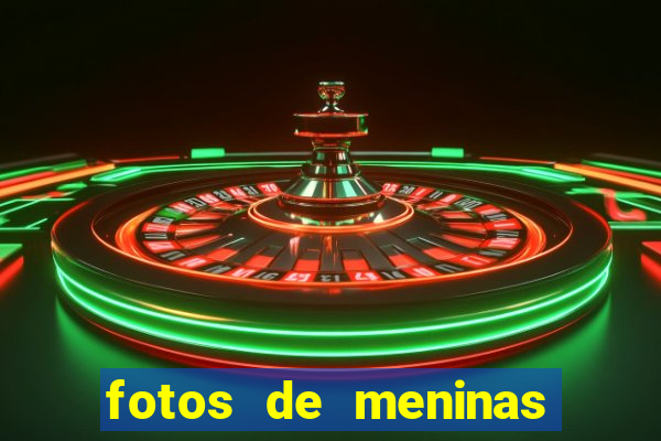 fotos de meninas no espelho cacheada
