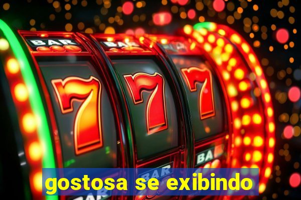 gostosa se exibindo
