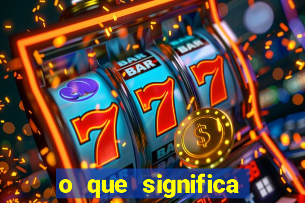 o que significa sonhar dobrando roupas