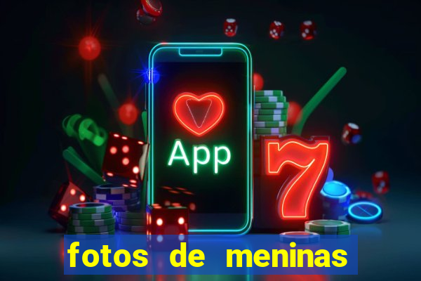 fotos de meninas cacheadas no espelho
