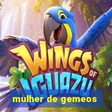 mulher de gemeos
