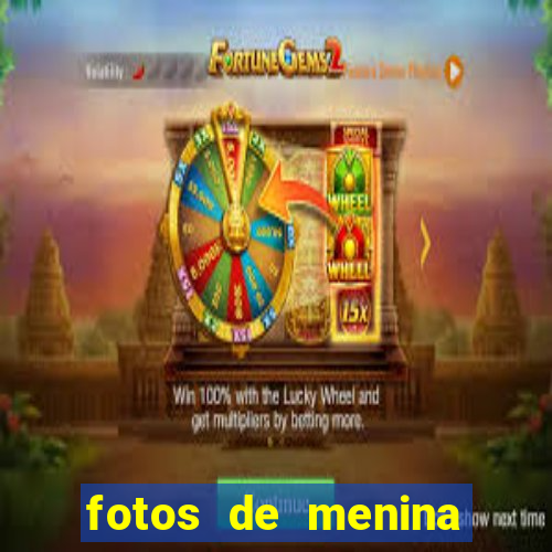 fotos de menina cacheada no espelho